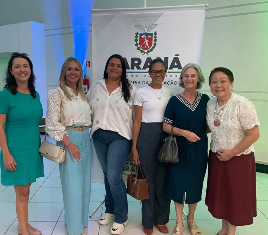 Escolas Urupês e Mário Quintana recebem Prêmio Alfabetiza Paraná