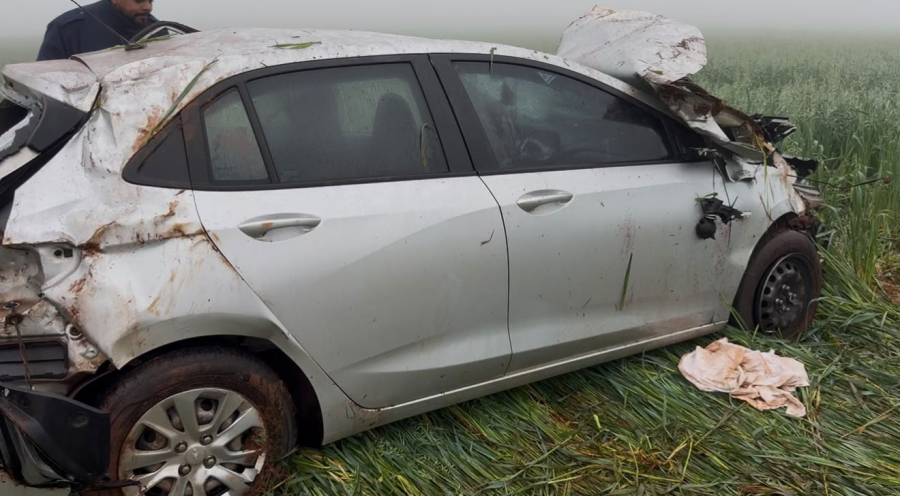 CAPOTAMENTO NA PR-558 DEIXA MOTORISTA FERIDO NA MANHÃ DE DOMINGO
